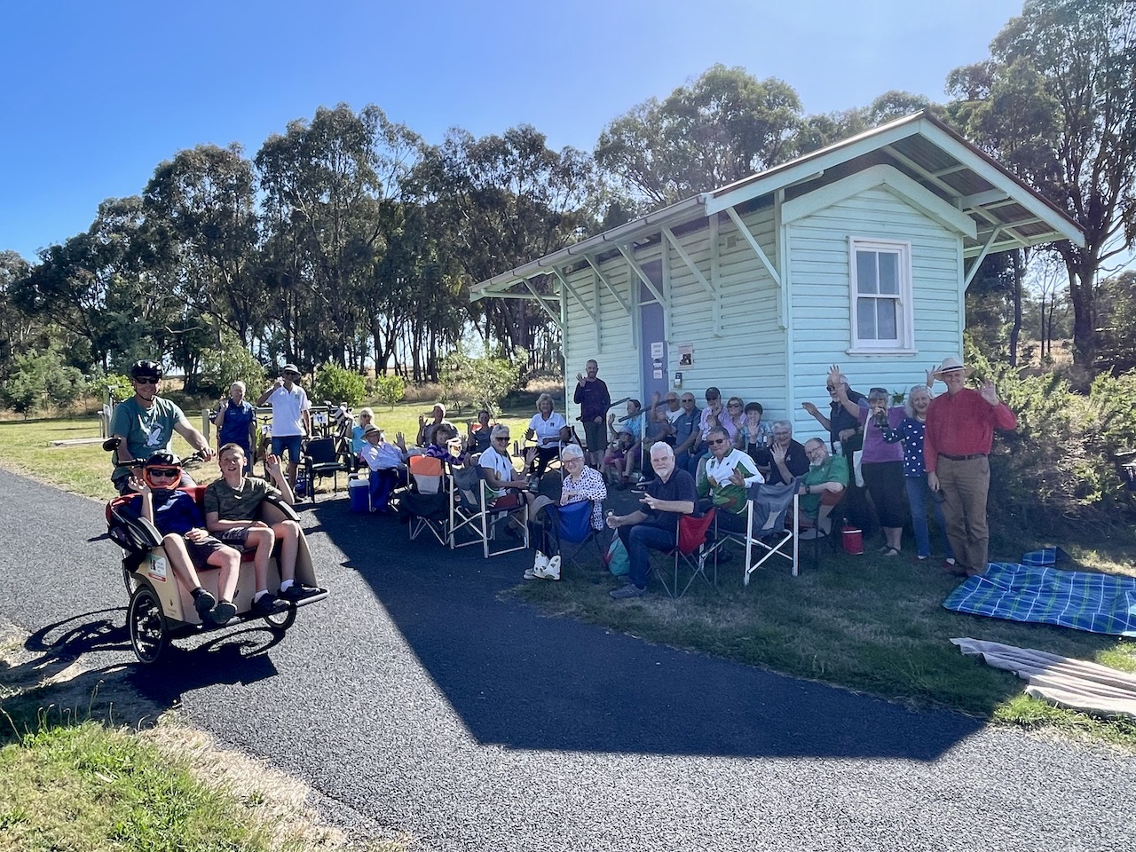 The impromptu gathering